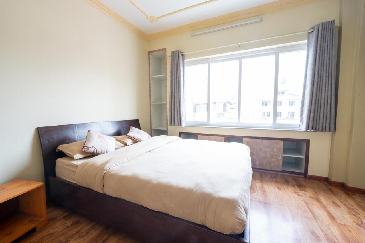 Shine Homestay Famille Francophone - Shine Home And Apartment Kathmandu Buitenkant foto