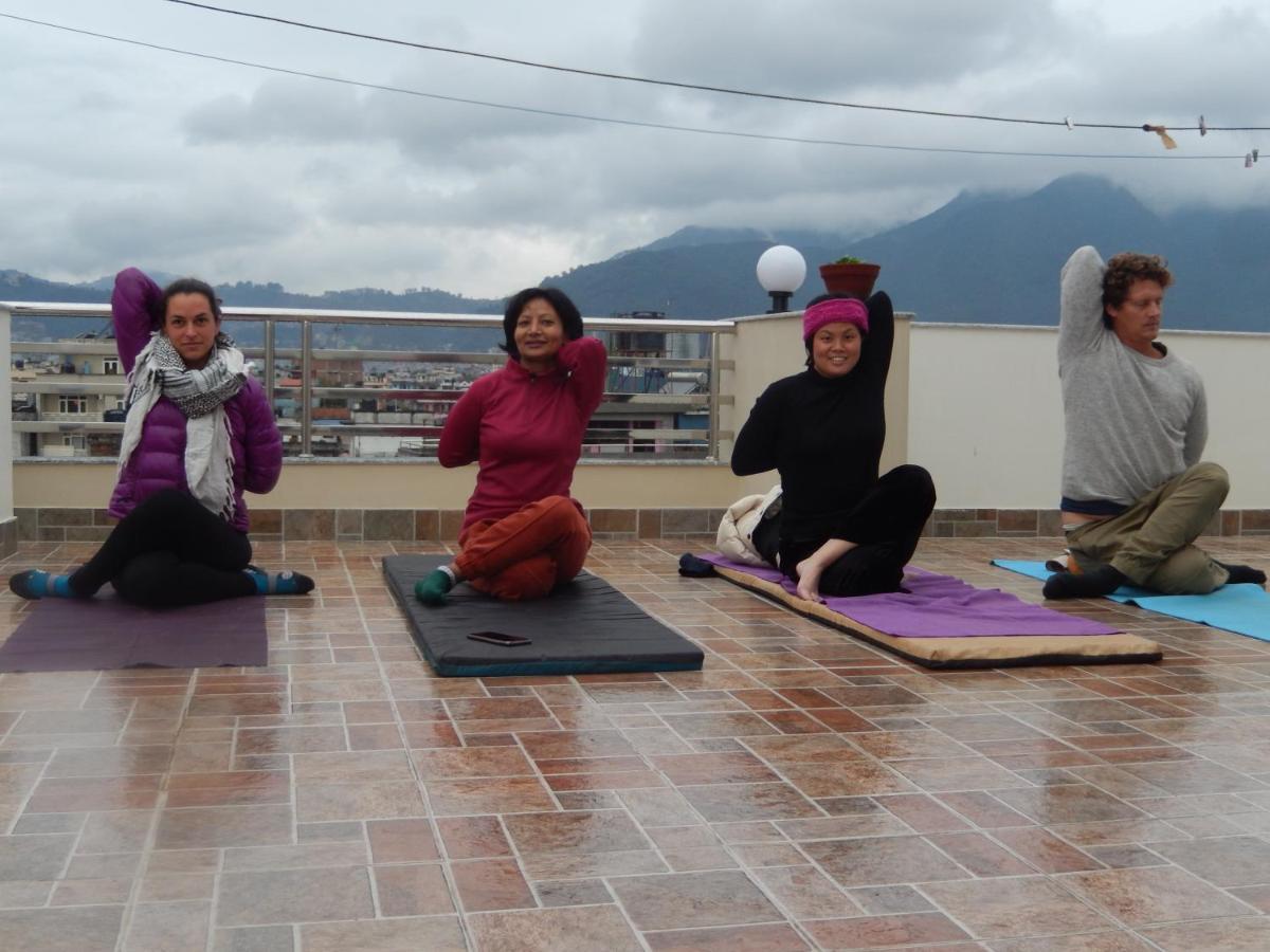Shine Homestay Famille Francophone - Shine Home And Apartment Kathmandu Buitenkant foto
