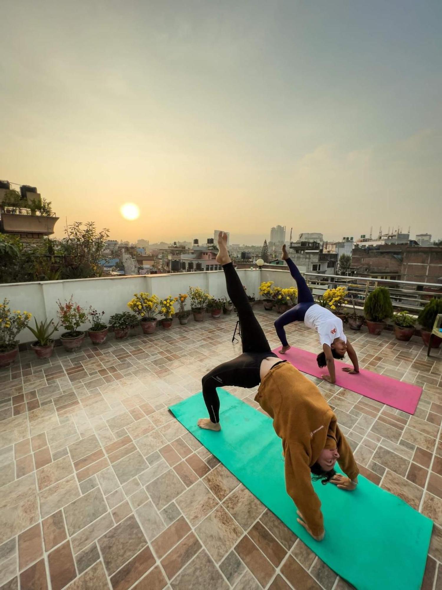 Shine Homestay Famille Francophone - Shine Home And Apartment Kathmandu Buitenkant foto