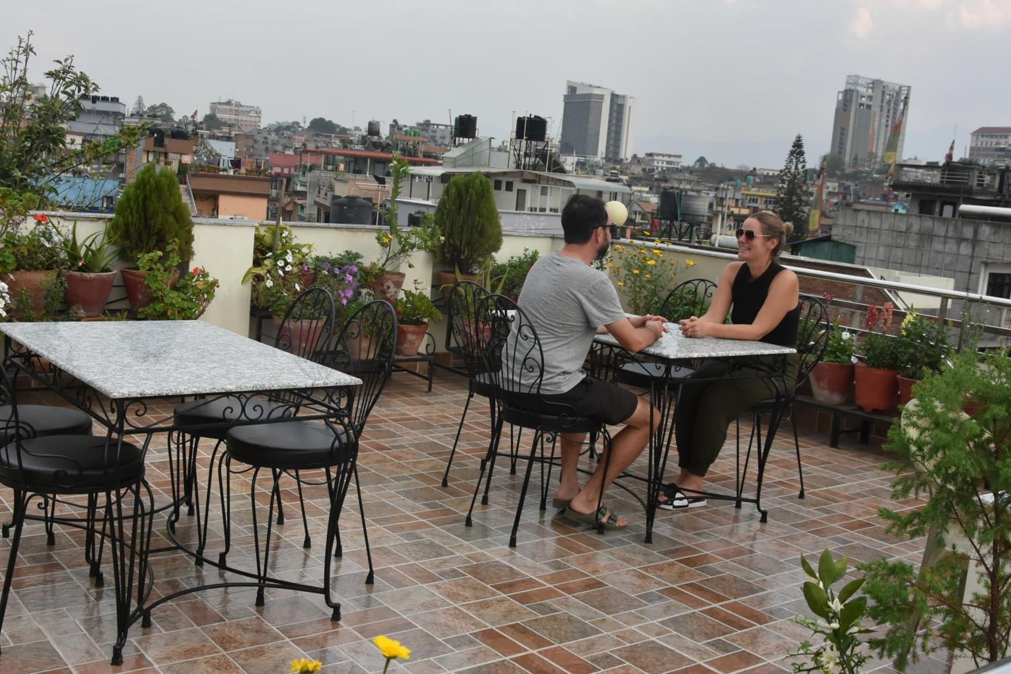 Shine Homestay Famille Francophone - Shine Home And Apartment Kathmandu Buitenkant foto