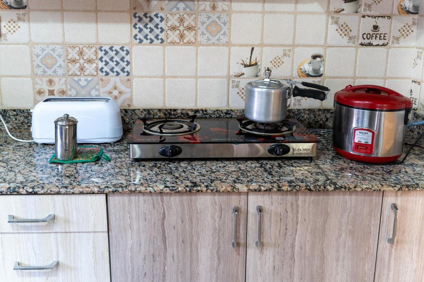 Shine Homestay Famille Francophone - Shine Home And Apartment Kathmandu Buitenkant foto
